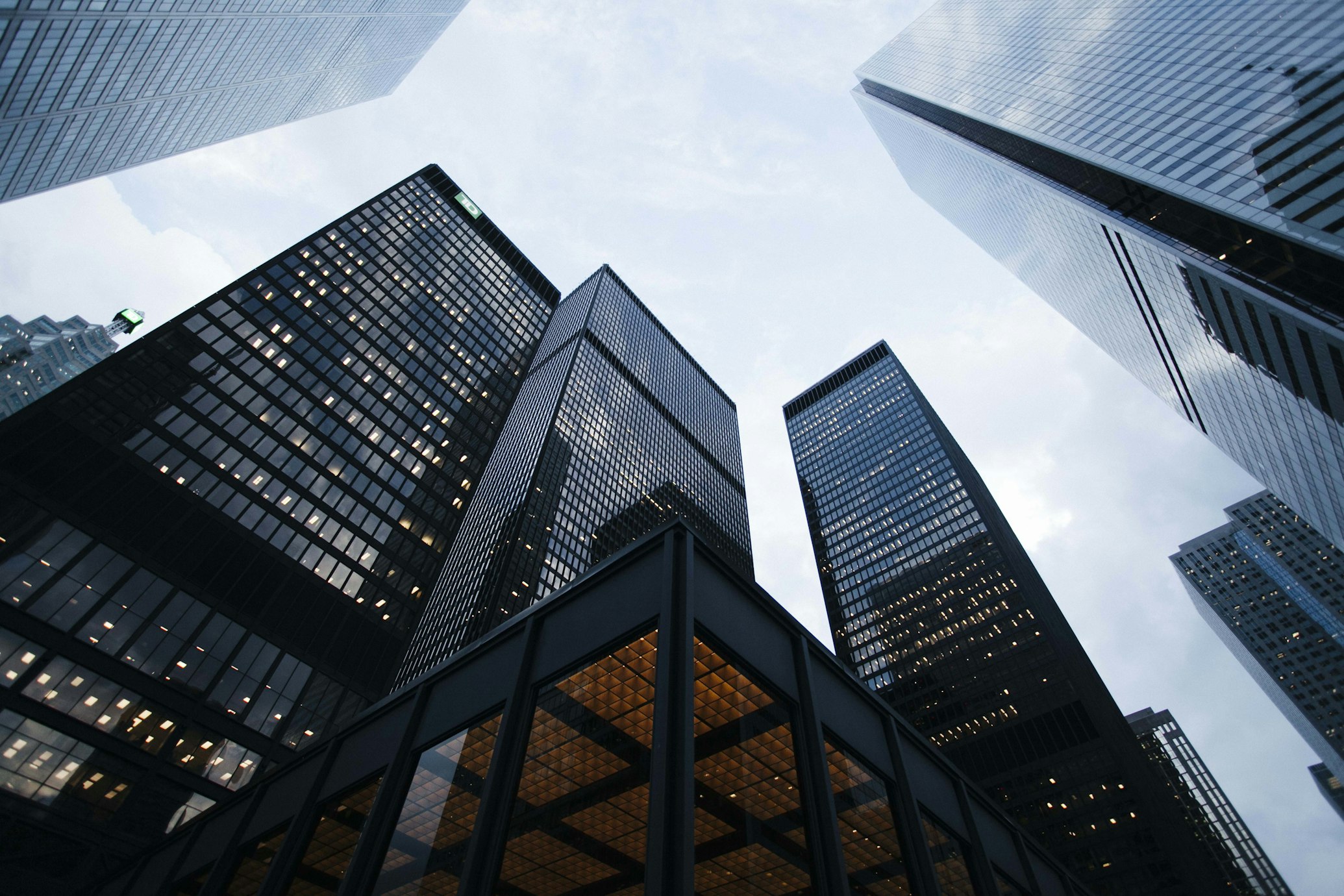 Modern skyscraper construction showing concrete and steel structure development
